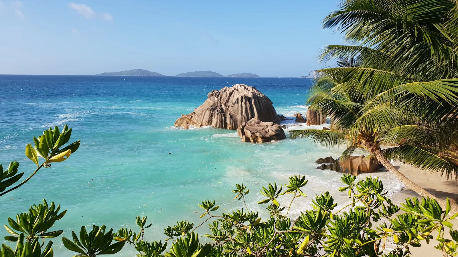 Jours 8 et 9 : La Digue, l'île carte postale